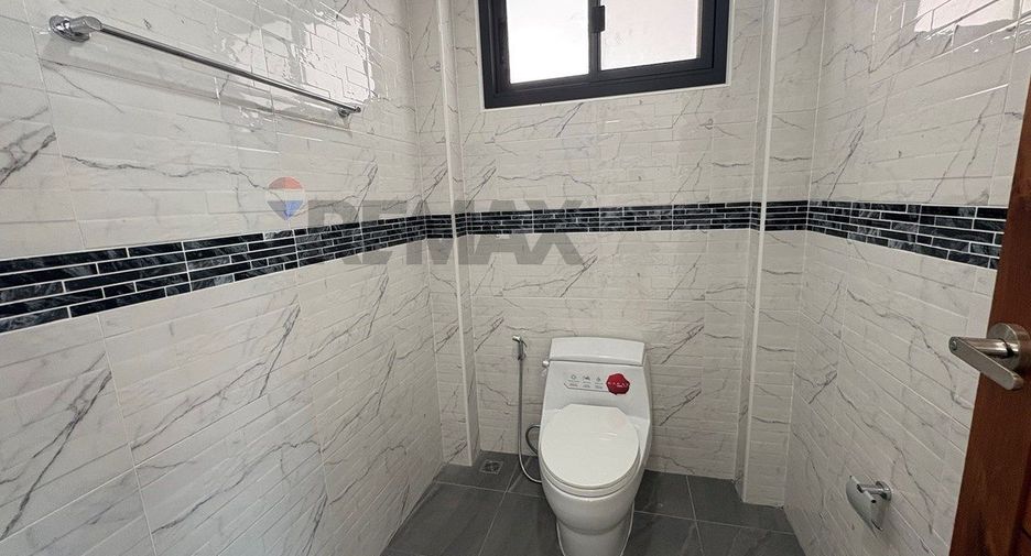 Продажа 3 спальни вилла в Самуи, Сураттани