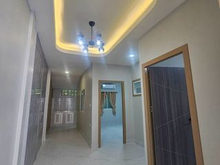 出售 21 卧室 联排别墅 在 Si Racha, Chon Buri