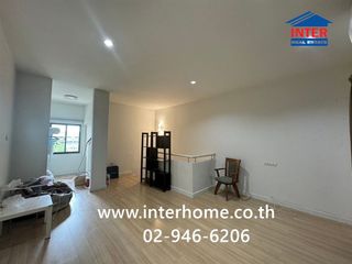 For sale 3 bedrooms townhouse in Bang Khae, Bangkok