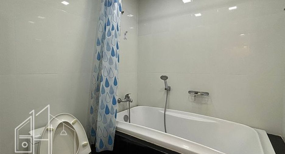 Condo en alquiler de 2 habitaciones en Watthana, Bangkok