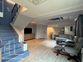 Condo en alquiler de 2 habitaciones en Watthana, Bangkok