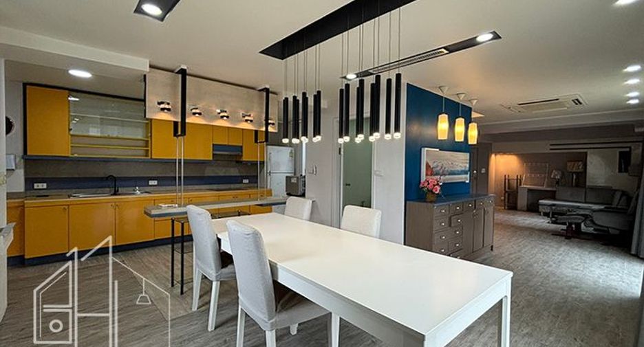 Condo en alquiler de 2 habitaciones en Watthana, Bangkok