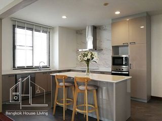 For rent 3 bedrooms condo in Watthana, Bangkok