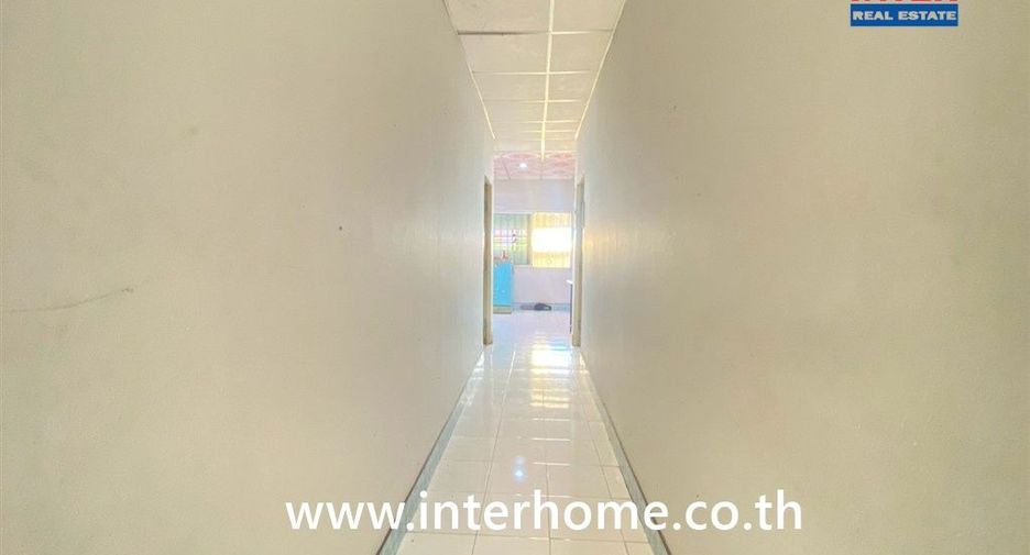 For sale 4 bedrooms house in Thanyaburi, Pathum Thani