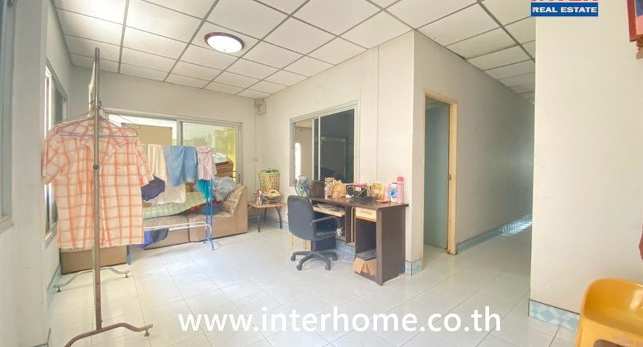 For sale 4 bedrooms house in Thanyaburi, Pathum Thani