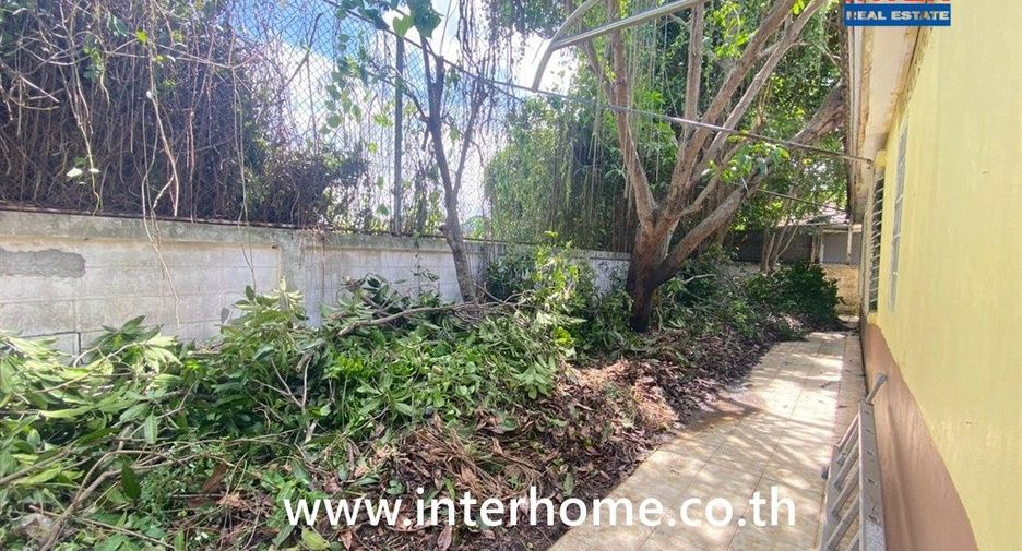 For sale 4 bedrooms house in Thanyaburi, Pathum Thani