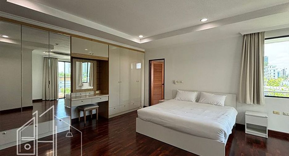 À louer 3 chambres condo à Watthana, Bangkok