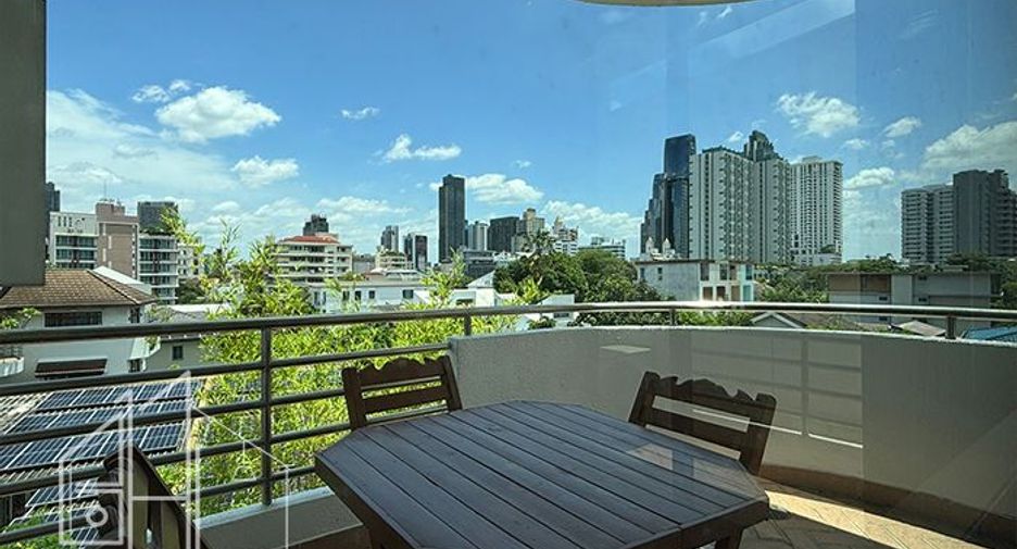 À louer 3 chambres condo à Watthana, Bangkok