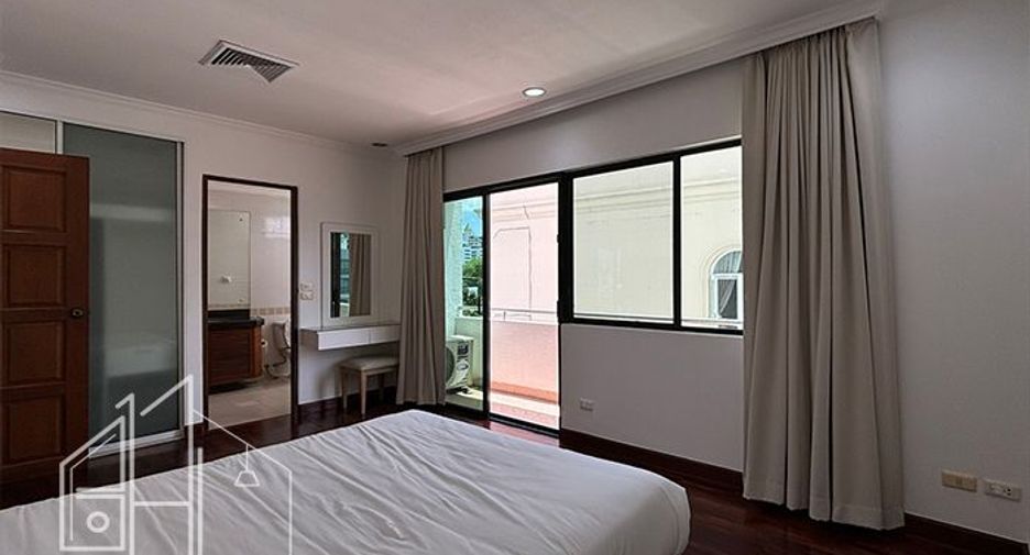 À louer 3 chambres condo à Watthana, Bangkok