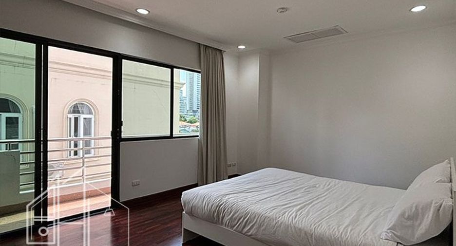 À louer 3 chambres condo à Watthana, Bangkok