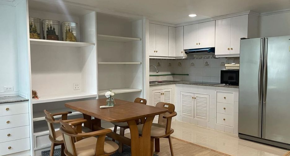 Condo en alquiler de 2 habitaciones en Sathon, Bangkok