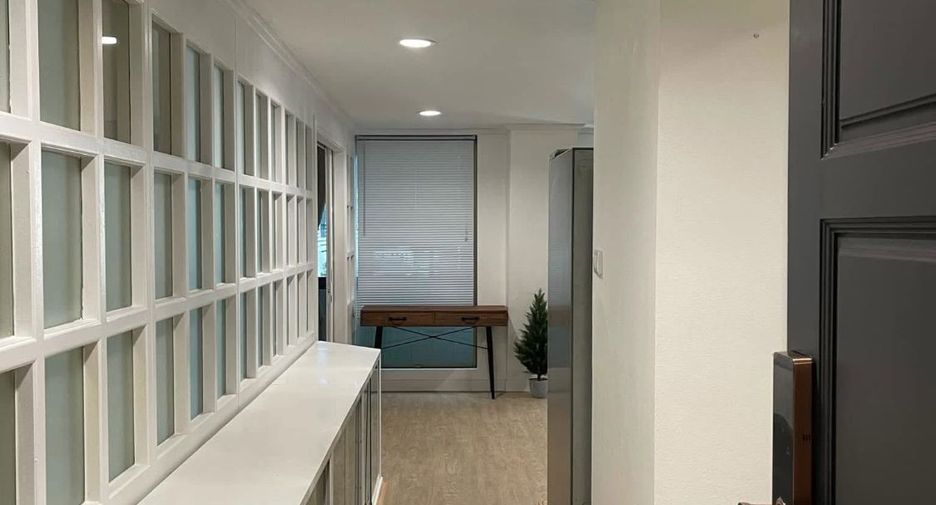 Condo en alquiler de 2 habitaciones en Sathon, Bangkok
