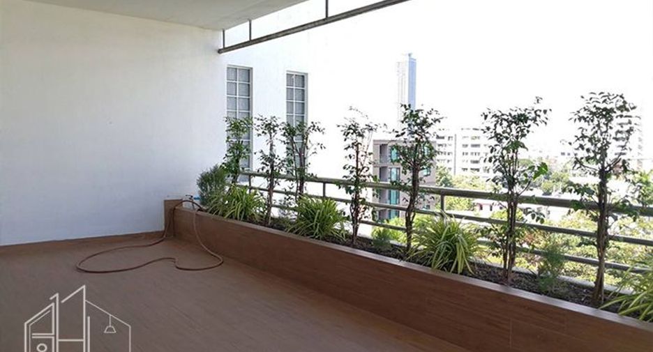 Apartment zur Miete mit 3 Zimmer in Watthana, Bangkok
