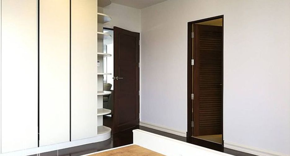 Apartment zur Miete mit 3 Zimmer in Watthana, Bangkok