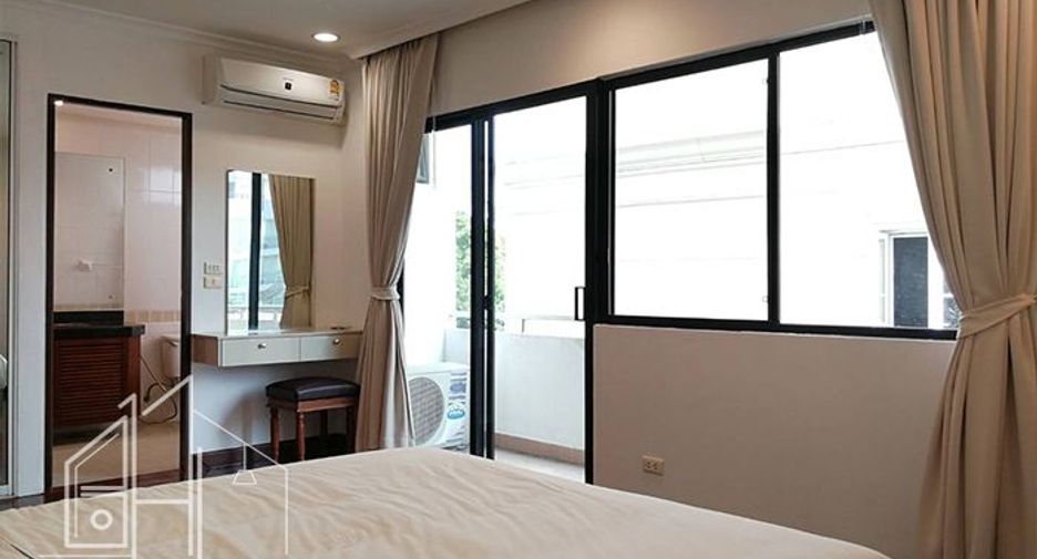 À louer 3 chambres appartement à Watthana, Bangkok
