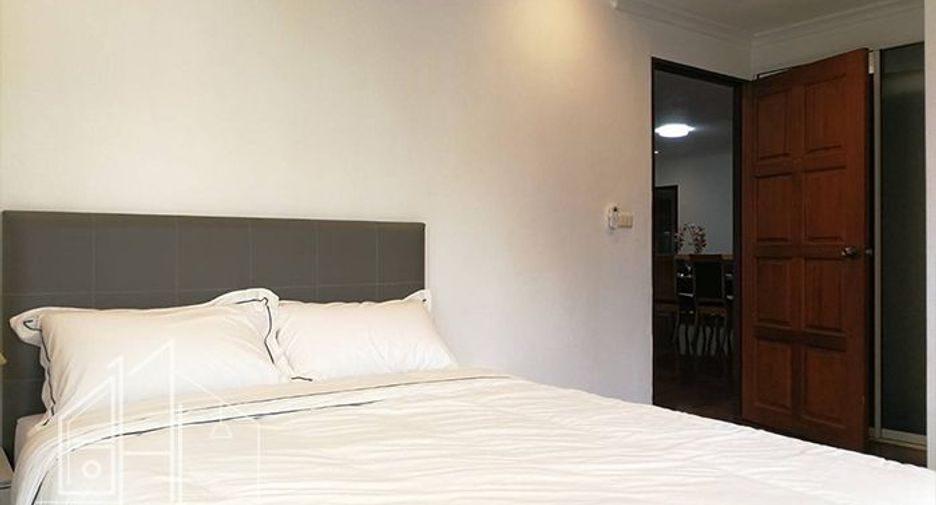 À louer 3 chambres appartement à Watthana, Bangkok
