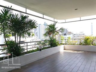 出租 3 卧室 公寓式住宅 在 Watthana, 曼谷