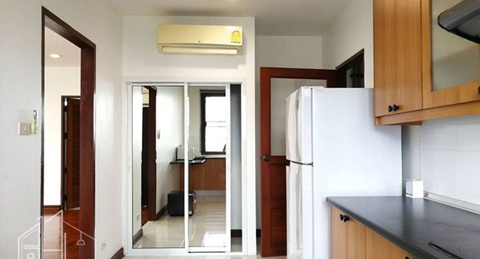 À louer 2 chambres condo à Watthana, Bangkok