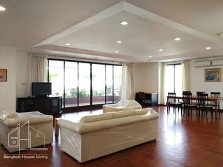 For rent 3 bedrooms condo in Watthana, Bangkok