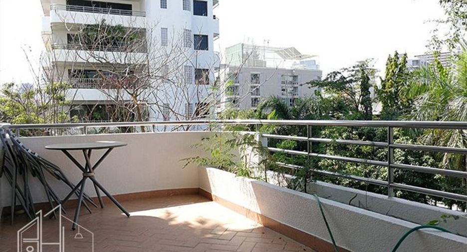À louer 2 chambres appartement à Watthana, Bangkok