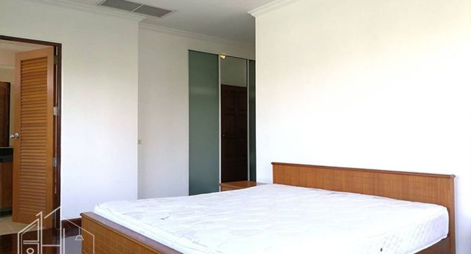 À louer 2 chambres appartement à Watthana, Bangkok