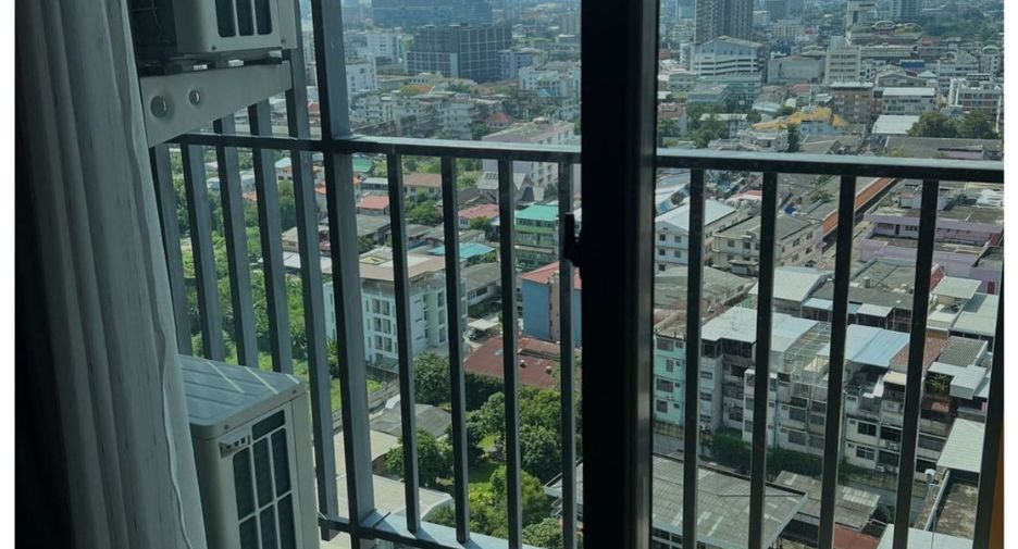 For sale 1 bed condo in Bang Phlat, Bangkok