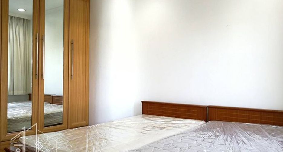 À louer 2 chambres condo à Watthana, Bangkok