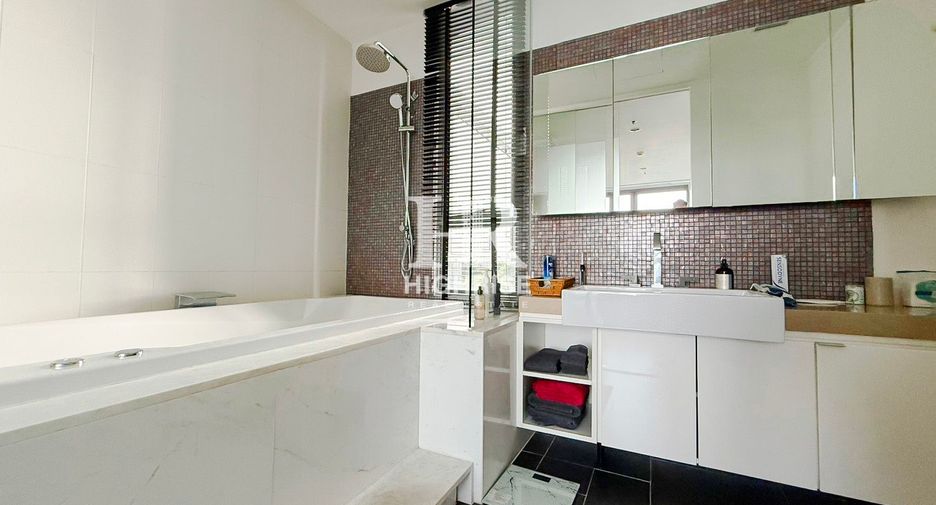 Condo en venta de 2 habitaciones en Bang Lamung, Chonburi