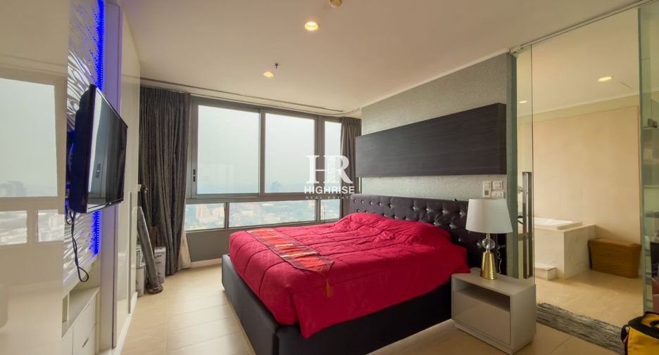 For sale 3 ベッドルーム condo in Bang Lamung, Chonburi