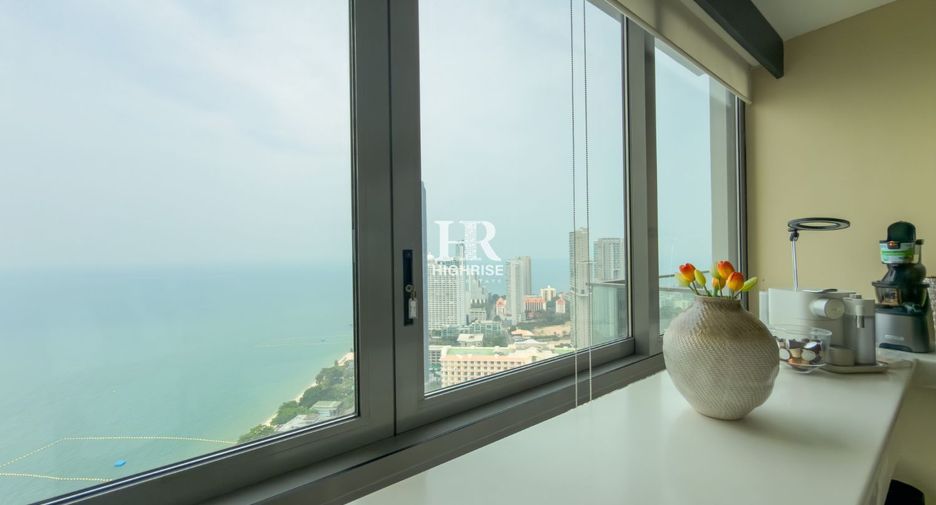 For sale 3 ベッドルーム condo in Bang Lamung, Chonburi