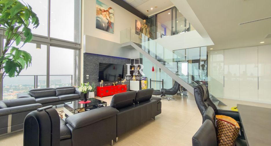 For sale 3 ベッドルーム condo in Bang Lamung, Chonburi