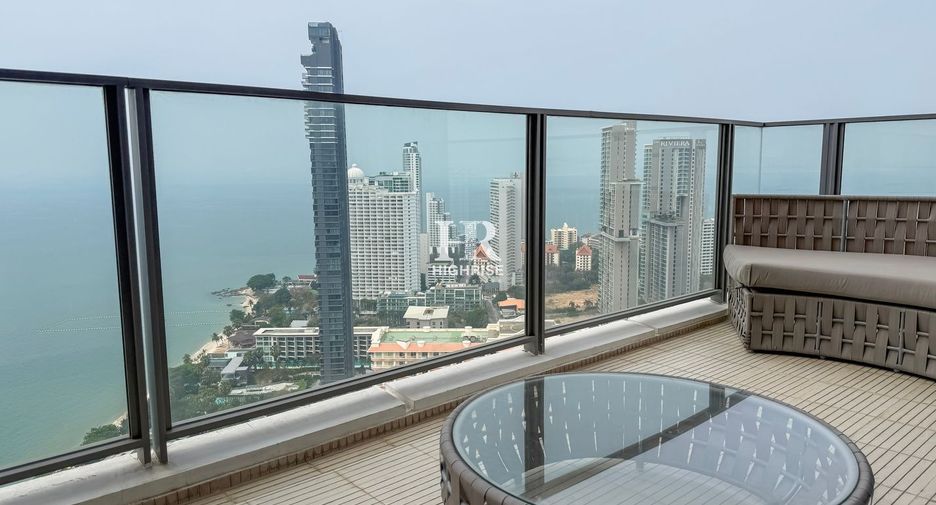 For sale 3 ベッドルーム condo in Bang Lamung, Chonburi