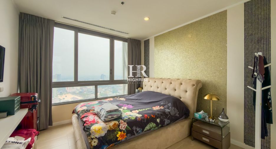 For sale 3 ベッドルーム condo in Bang Lamung, Chonburi