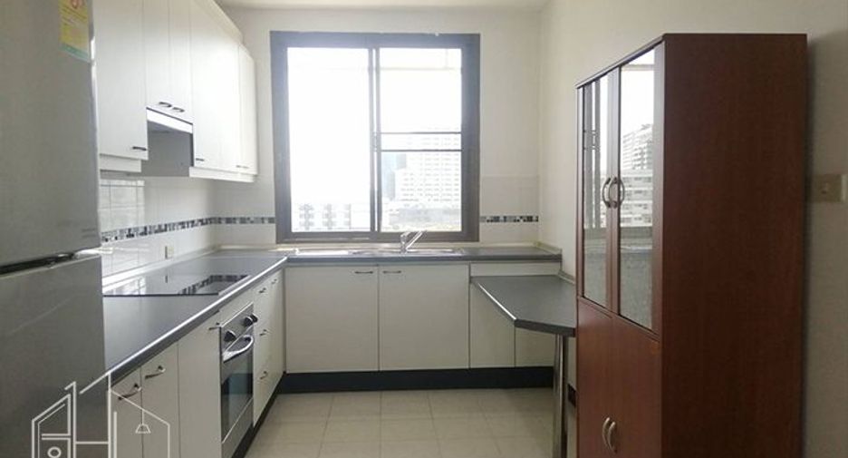 Apartamento en alquiler de 2 habitaciones en Watthana, Bangkok