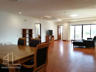 For rent 3 bedrooms condo in Watthana, Bangkok