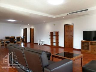 For rent 3 bedrooms condo in Watthana, Bangkok