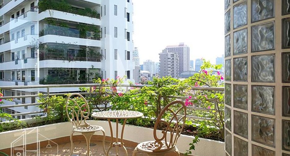 À louer 3 chambres condo à Watthana, Bangkok