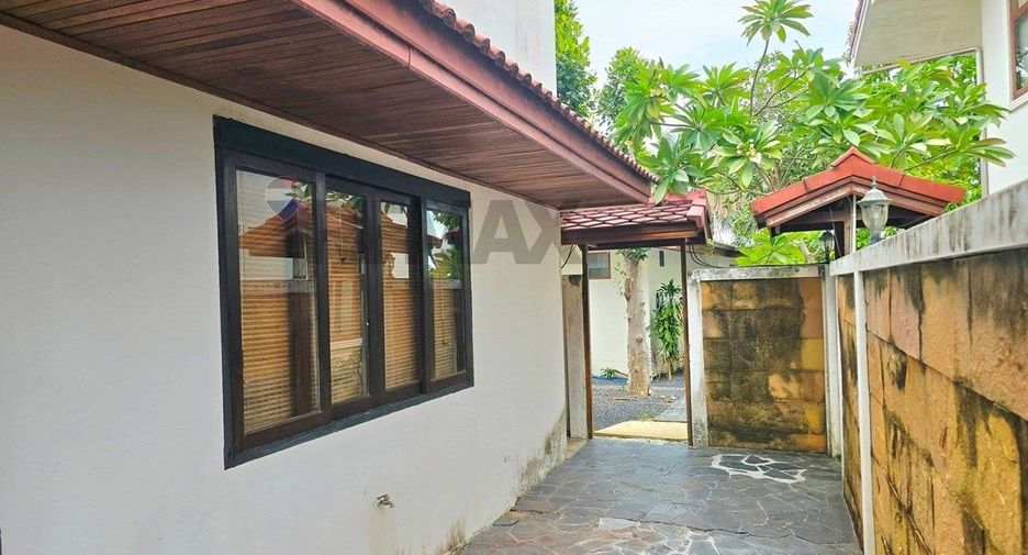 For sale 3 bedrooms townhouse in Ko Samui, Surat Thani