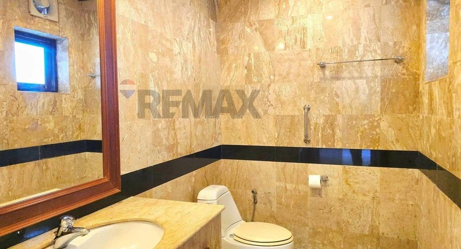 For sale 3 bedrooms townhouse in Ko Samui, Surat Thani