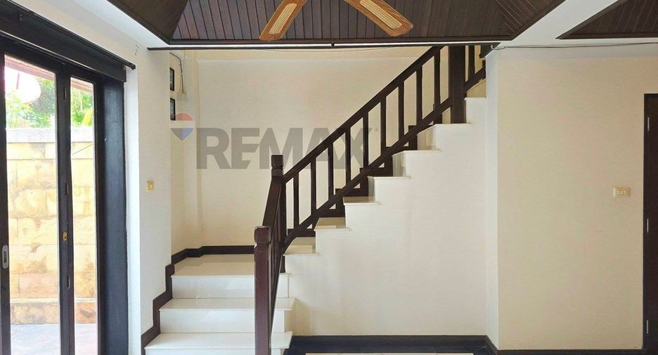 For sale 3 bedrooms townhouse in Ko Samui, Surat Thani
