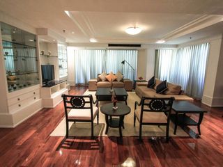 Apartamento en alquiler de 3 habitaciones en Watthana, Bangkok