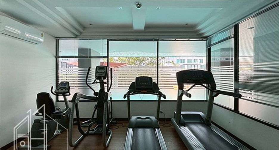 Apartamento en alquiler de 3 habitaciones en Watthana, Bangkok