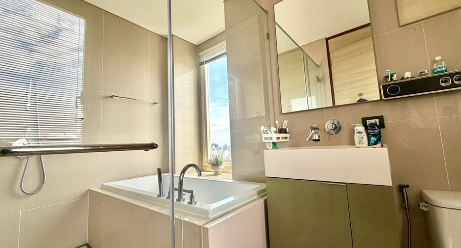 For rent 2 bedrooms condo in Jomtien, Pattaya