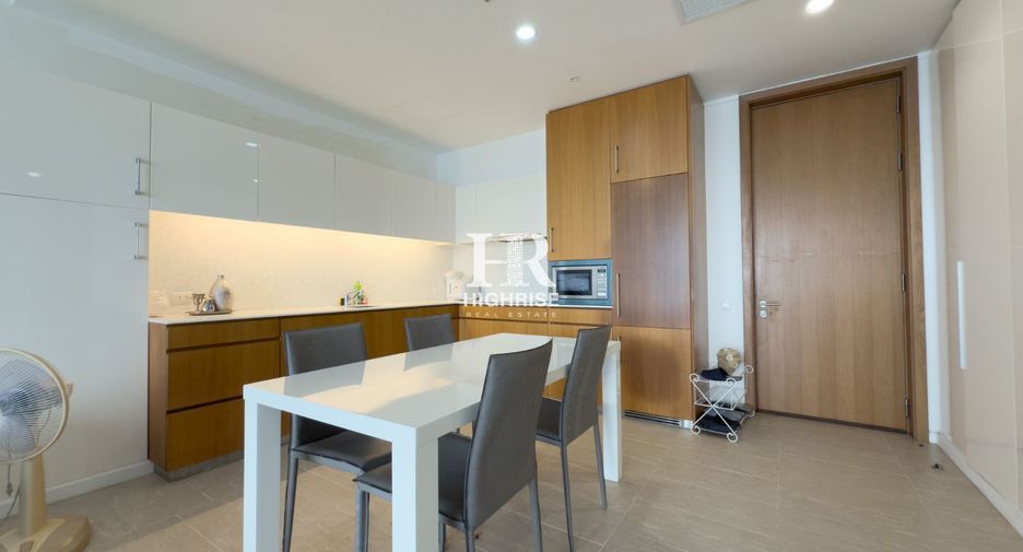 For sale 2 ベッドルーム condo in Bang Lamung, Chonburi