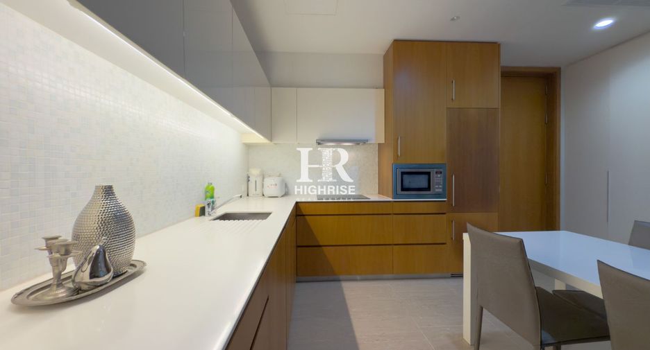 For sale 2 ベッドルーム condo in Bang Lamung, Chonburi