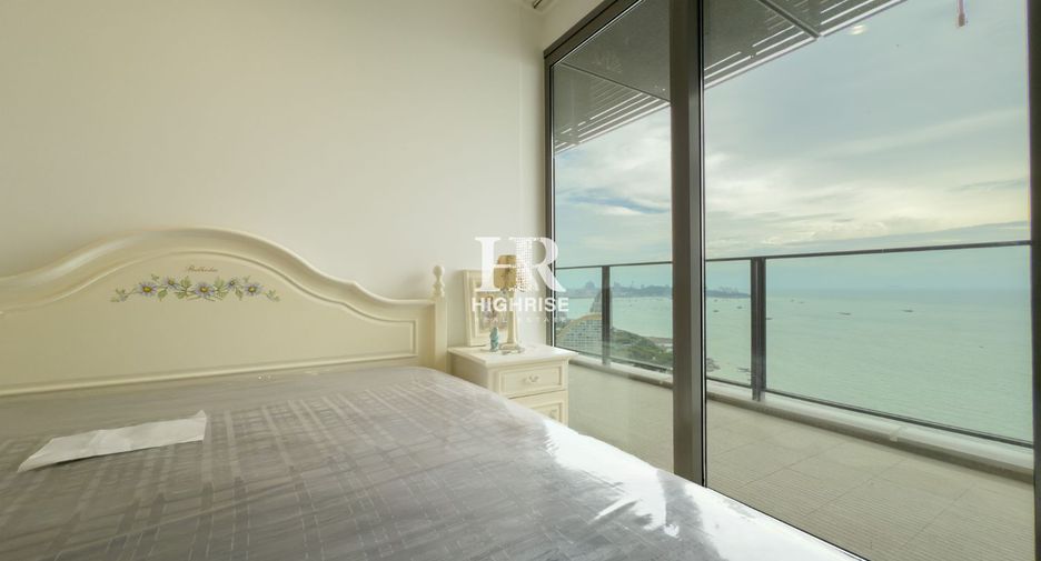 For sale 2 ベッドルーム condo in Bang Lamung, Chonburi