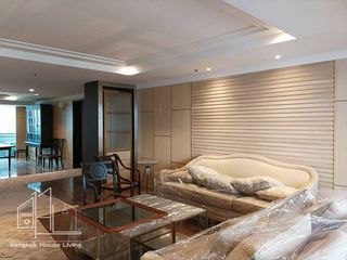 Condo en alquiler de 3 habitaciones en Watthana, Bangkok