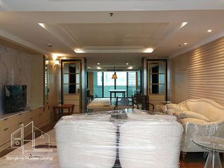 Condo en alquiler de 3 habitaciones en Watthana, Bangkok