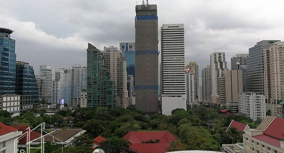 For rent 3 bedrooms condo in Watthana, Bangkok