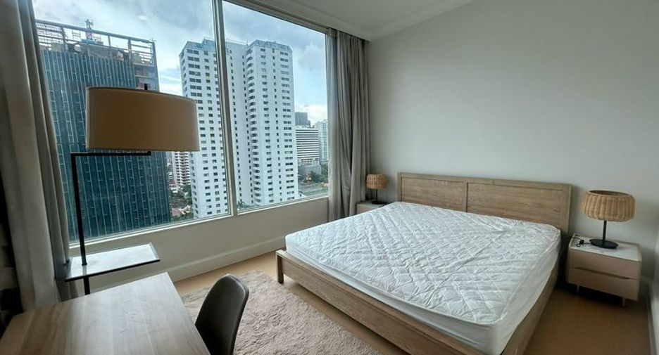 Wohnung zur Miete mit 3 Zimmer in Watthana, Bangkok